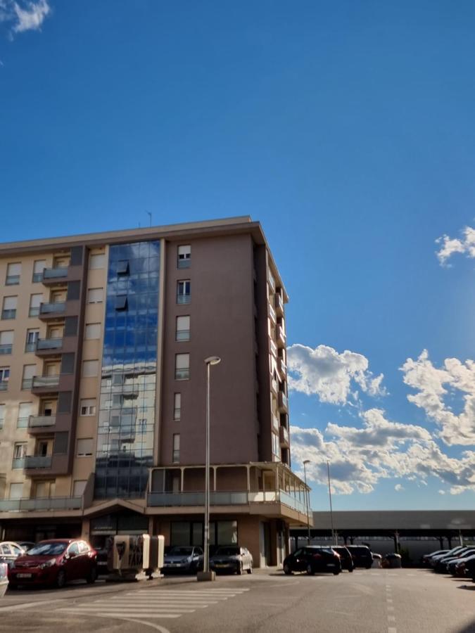 Adrianna Apartment City Kvart Podgorica Kültér fotó